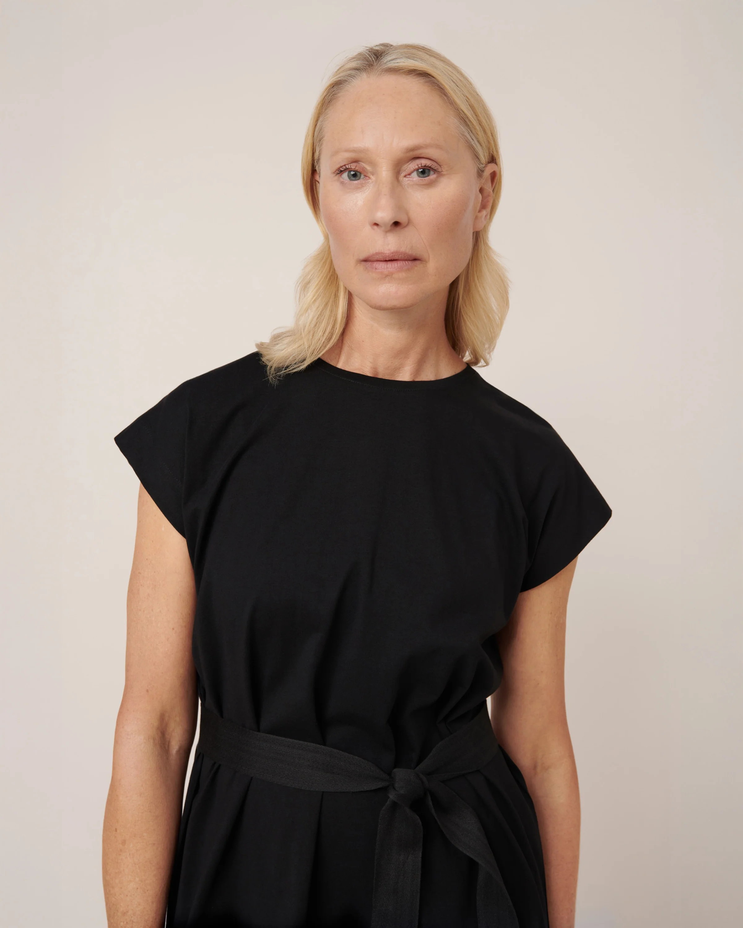 Form Dress - Image 2